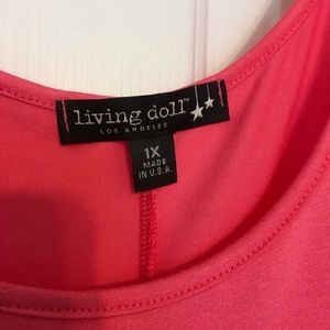 living doll Tops - Living Doll Los Angeles Top NWOT living doll Tops - Living Doll Los Angeles Top NWOT